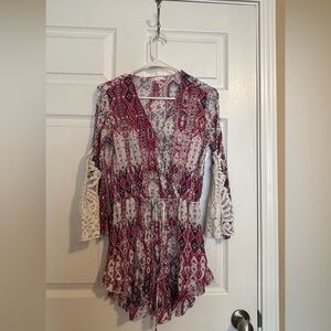 Luxxel Red and White Patterned Blouse